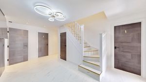 Photo 18- click for photo gallery